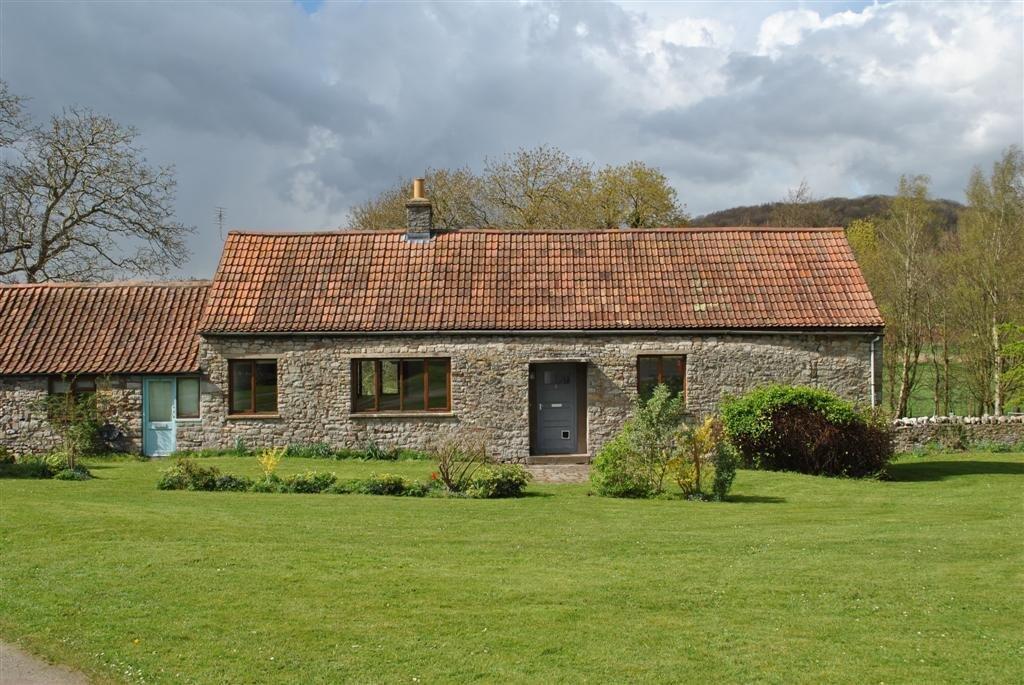 2 bed Semi Detached for rent in Stone-edge Batch. From West Coast Properties - Nailsea