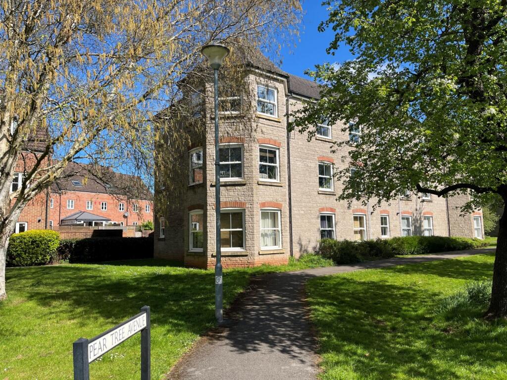 3 bed Apartment for rent in Long Ashton. From West Coast Properties - Nailsea