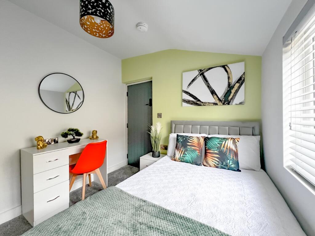 1 bed House Share for rent in Warmley. From West Coast Properties - Patchway 1 bed House Share for rent in Warmley. From West Coast Properties - Patchway