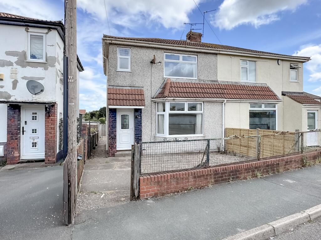 3 bed Semi Detached for rent in Filton. From West Coast Properties - Patchway