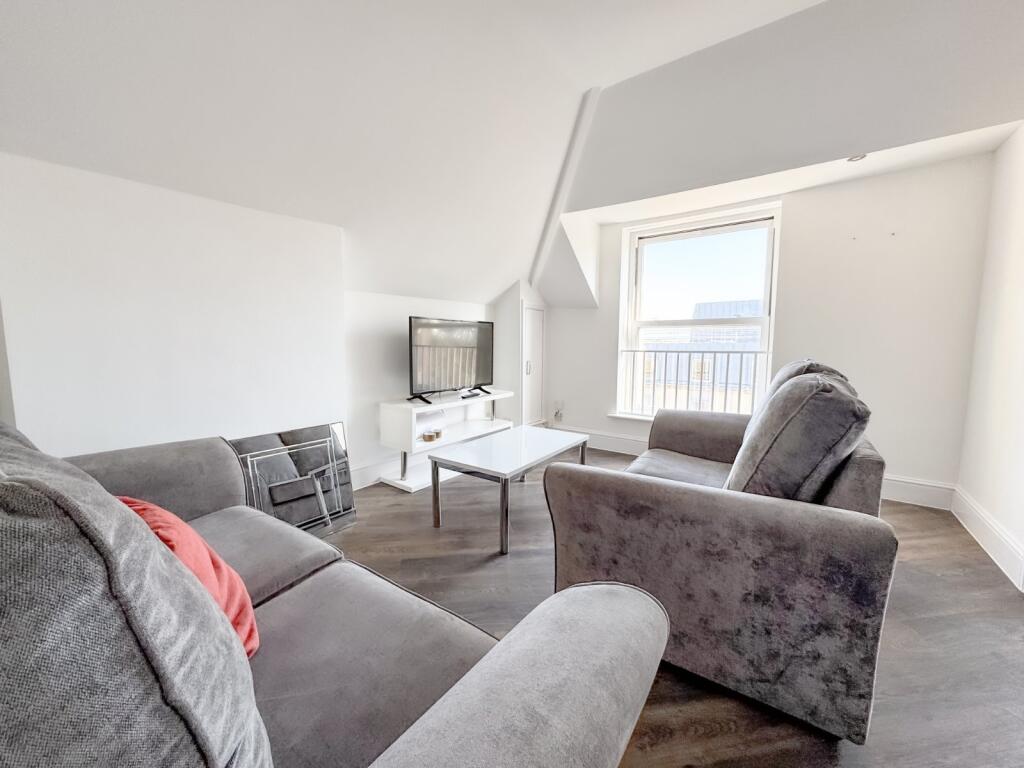 2 bed Apartment for rent in Leigh Woods. From West Coast Properties - Patchway