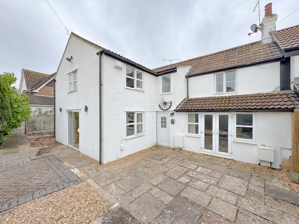 4 bed Semi Detached for rent in Filton. From West Coast Properties - Patchway