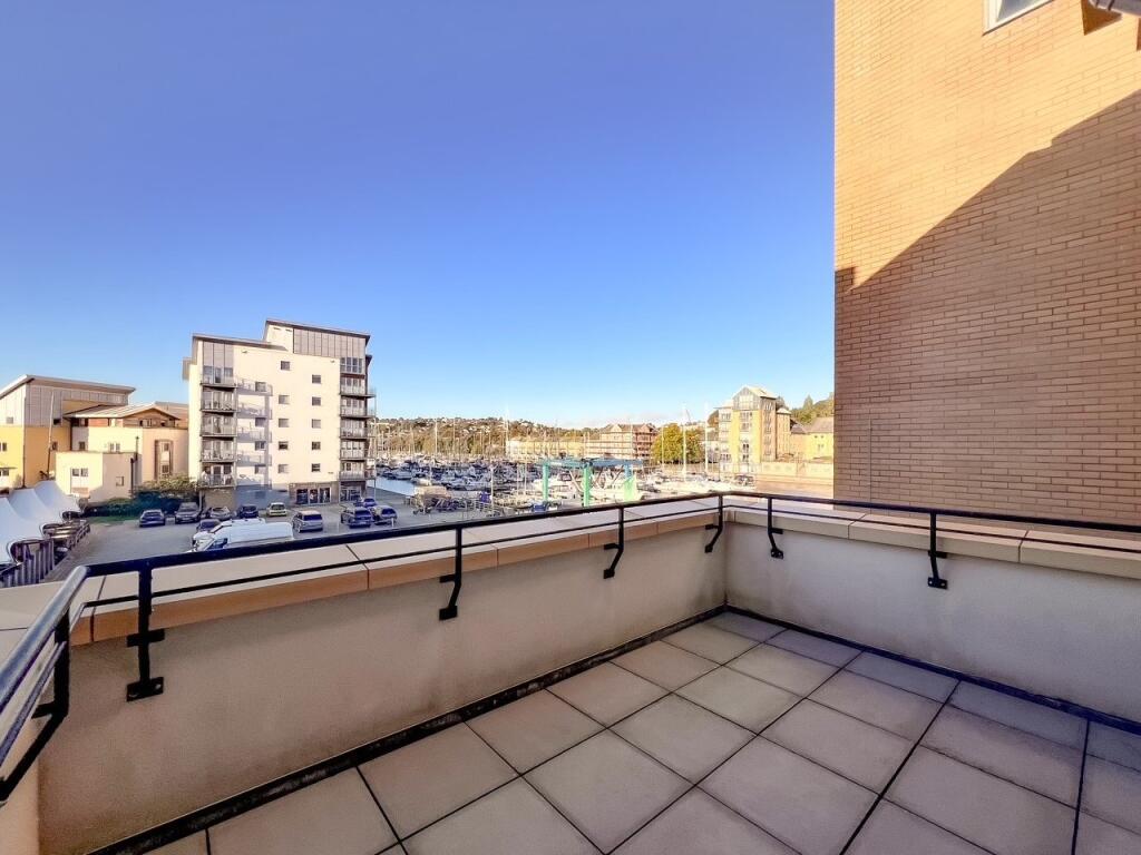 2 bed Apartment for rent in Portishead. From West Coast Properties - Portishead