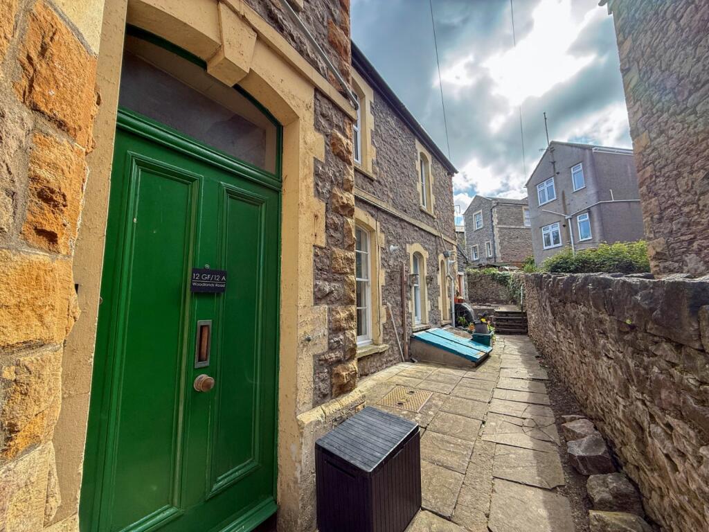 2 bed Apartment for rent in Clevedon. From West Coast Properties - Portishead
