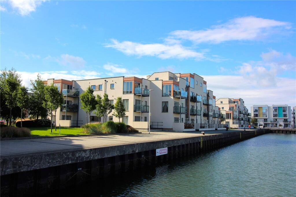 2 bed Apartment for rent in Portishead. From West Coast Properties - Portishead