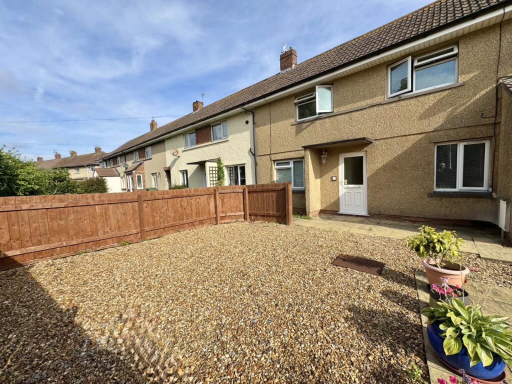 3 bed Apartment for rent in Portishead. From West Coast Properties - Portishead