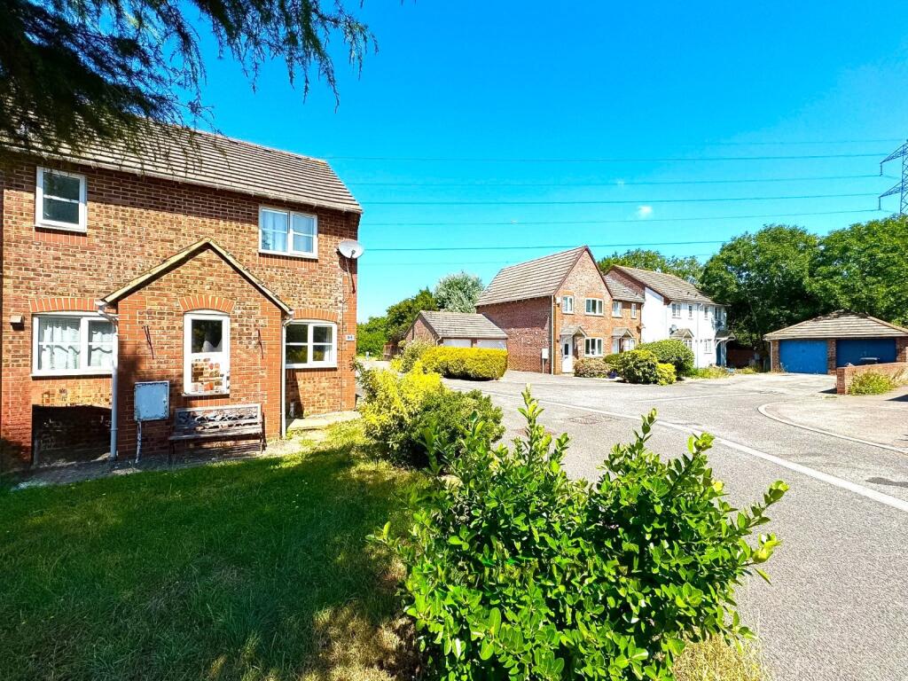1 bed Mid Terraced House for rent in Kewstoke. From West Coast Properties - Weston Super Mare