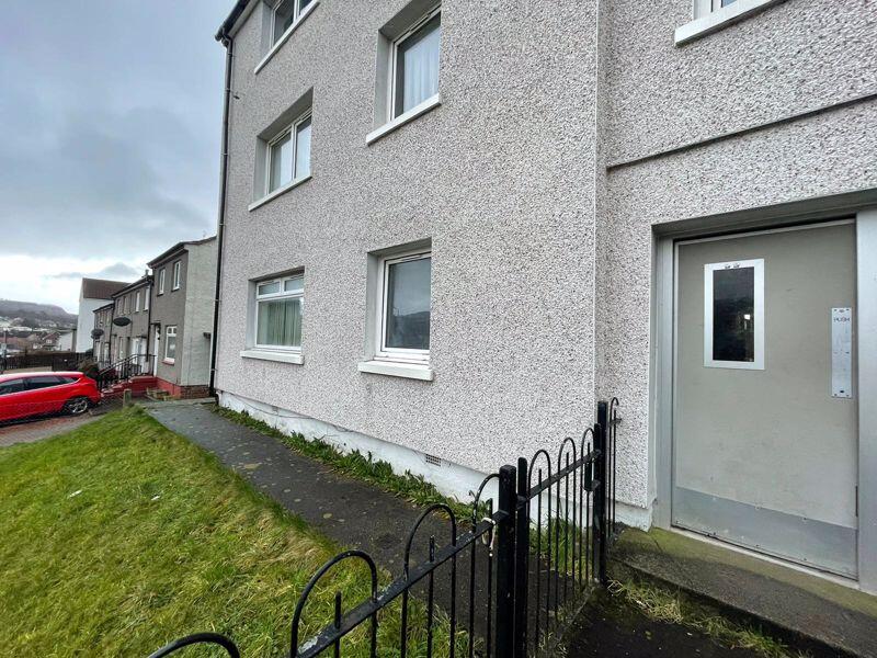 2 bed 1st Floor Flat for rent in Dumbarton. From Westgate Estate Agents - Glasgow