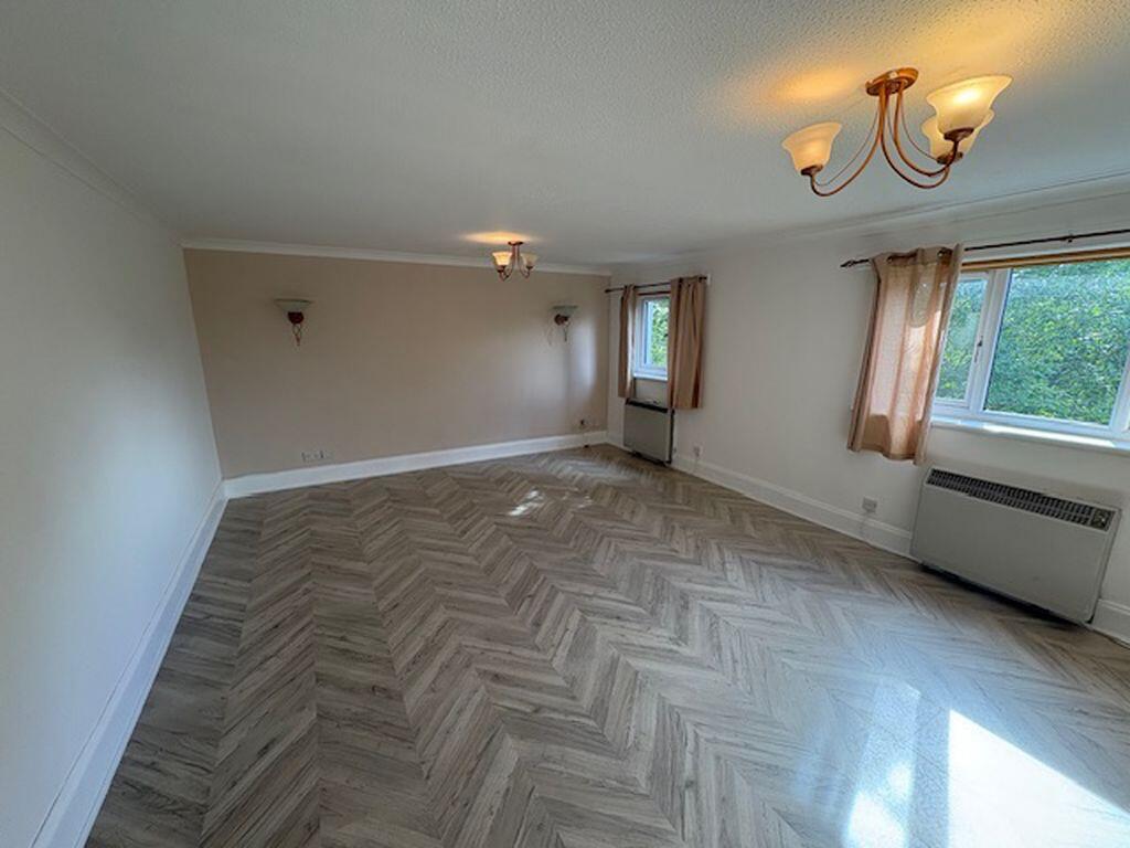 2 bed 1st Floor Flat for rent in Glasgow. From Westgate Estate Agents - Glasgow