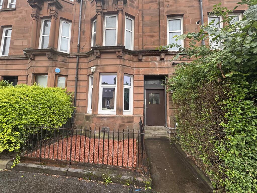 1 bed 1st Floor Flat for rent in Renfrew. From Westgate Estate Agents - Glasgow
