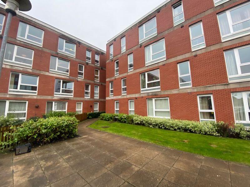 2 bed 1st Floor Flat for rent in Glasgow. From Westgate Estate Agents - Glasgow