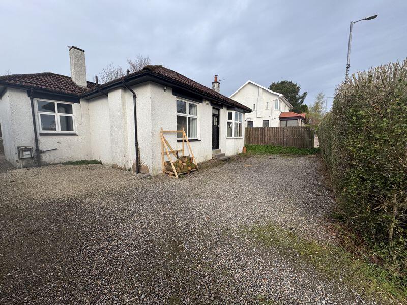 3 bed Detached bungalow for rent in Eaglesham. From Westgate Estate Agents - Glasgow 3 bed Detached bungalow for rent in Eaglesham. From Westgate Estate Agents - Glasgow