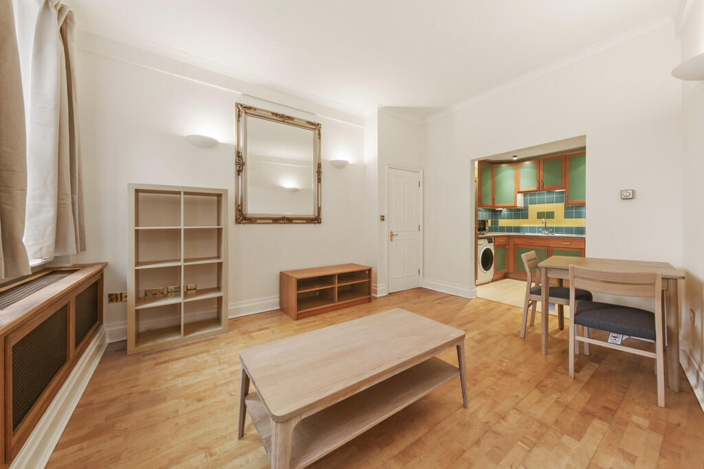 1 bed 1st Floor Flat for rent in London. From Westways - London