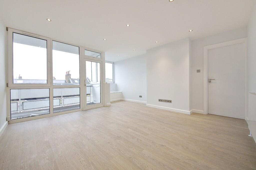 2 bed 1st Floor Flat for rent in Paddington. From Westways - London