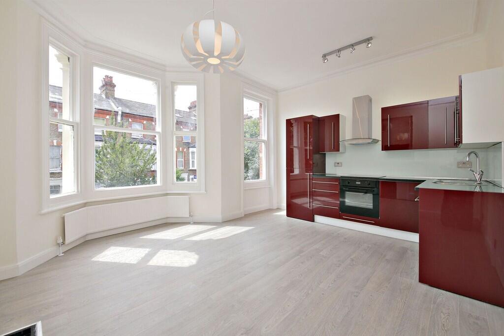 2 bed 1st Floor Flat for rent in Willesden. From Westways - London 2 bed 1st Floor Flat for rent in Willesden. From Westways - London