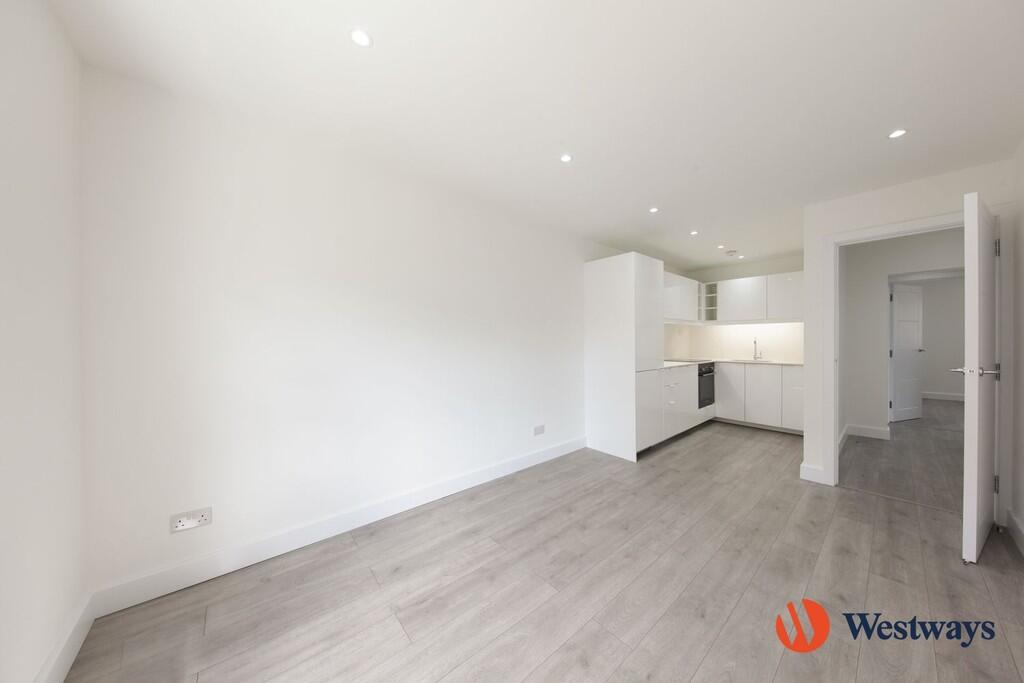 2 bed 1st Floor Flat for rent in Paddington. From Westways - London