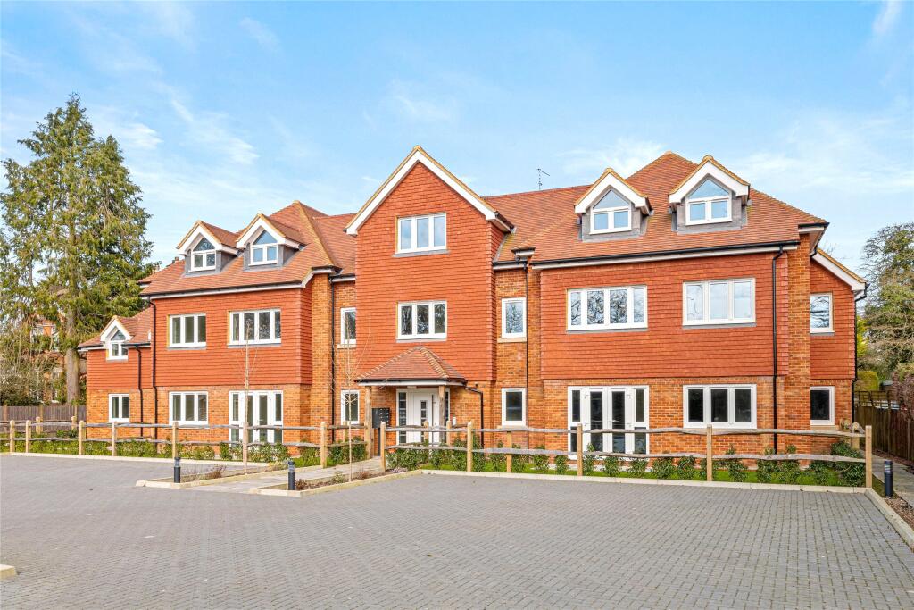 2 bed Apartment for rent in Reigate. From White & Sons - Dorking 2 bed Apartment for rent in Reigate. From White & Sons - Dorking