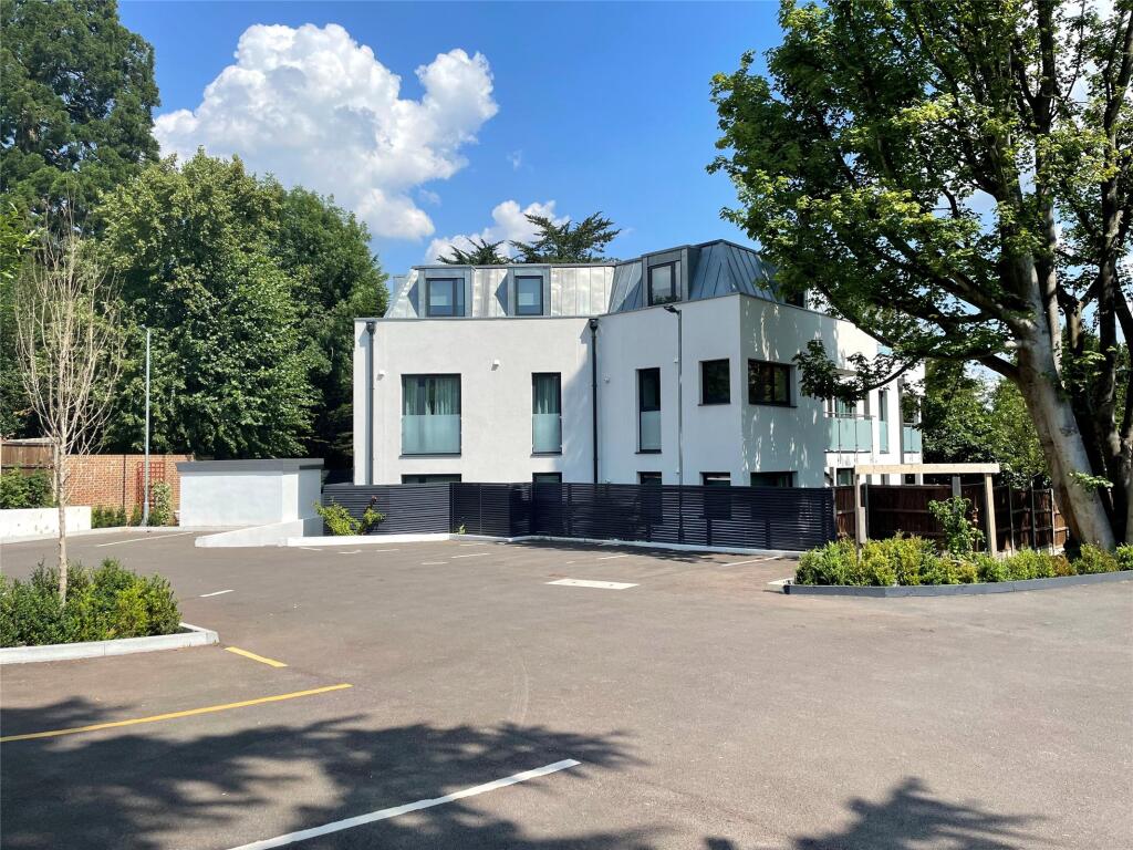 2 bed Apartment for rent in Reigate. From White & Sons - Dorking 2 bed Apartment for rent in Reigate. From White & Sons - Dorking