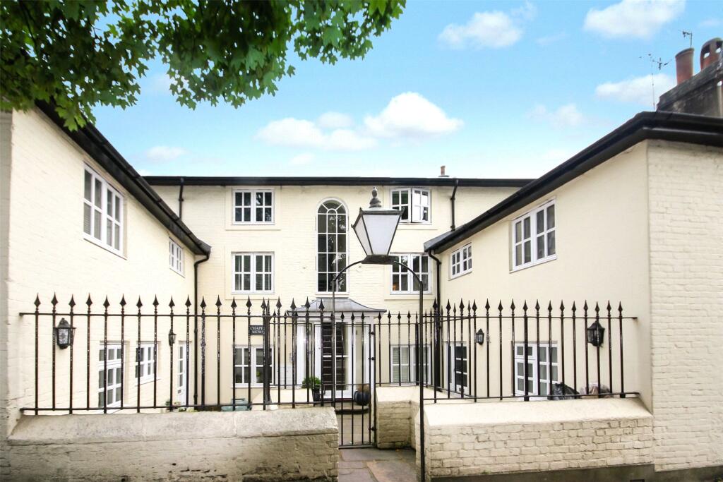 2 bed Annexe for rent in Dorking. From White & Sons - Dorking