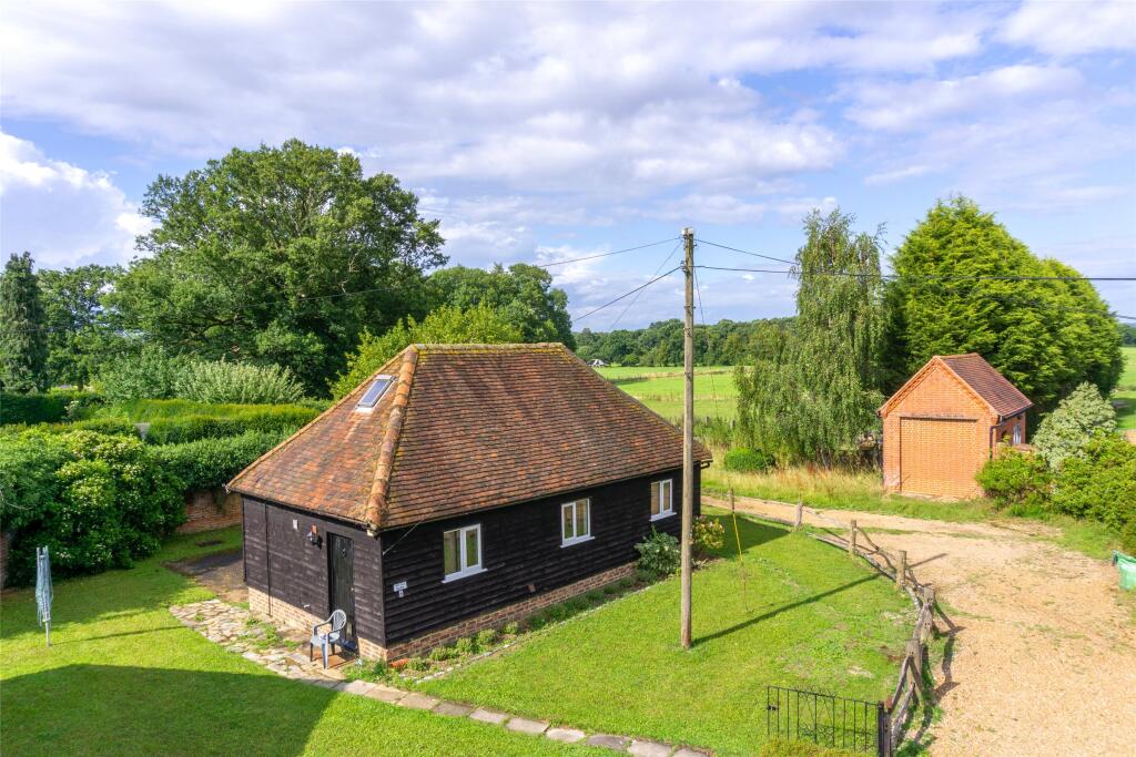 1 bed Detached for rent in Irons Bottom. From White & Sons - Dorking 1 bed Detached for rent in Irons Bottom. From White & Sons - Dorking