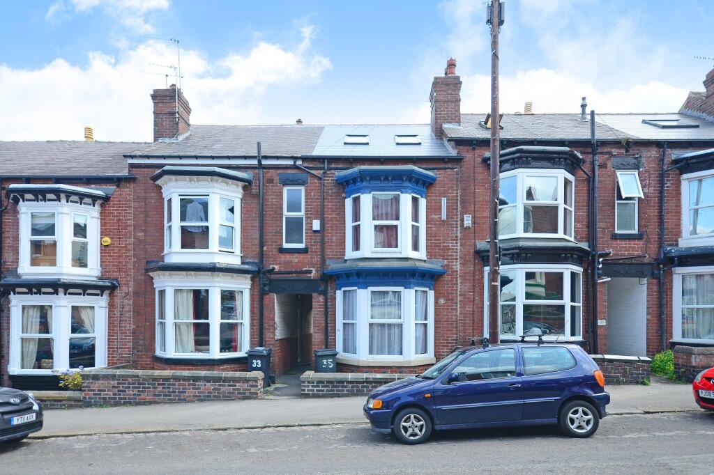 4 bed Mid Terraced House for rent in Long Line. From Whitehornes - Woodseats