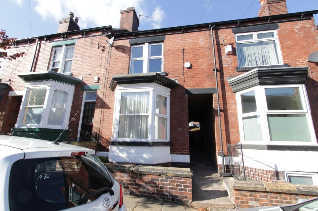3 bed Mid Terraced House for rent in Sheffield. From Whitehornes - Woodseats 3 bed Mid Terraced House for rent in Sheffield. From Whitehornes - Woodseats
