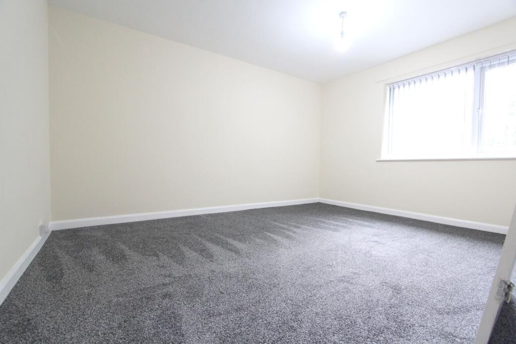 2 bed 1st Floor Flat for rent in Upper Newbold. From Whitehornes - Woodseats
