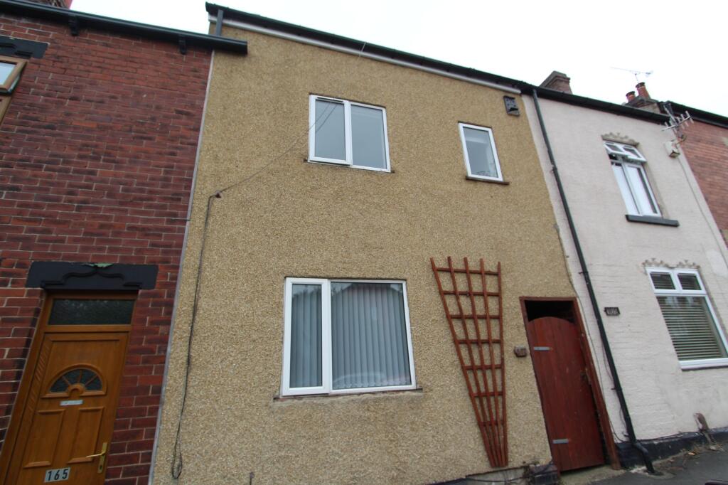 3 bed Mid Terraced House for rent in Sheffield. From Whitehornes - Woodseats