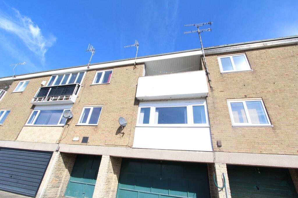 3 bed Mid Terraced House for rent in Sheffield. From Whitehornes - Woodseats