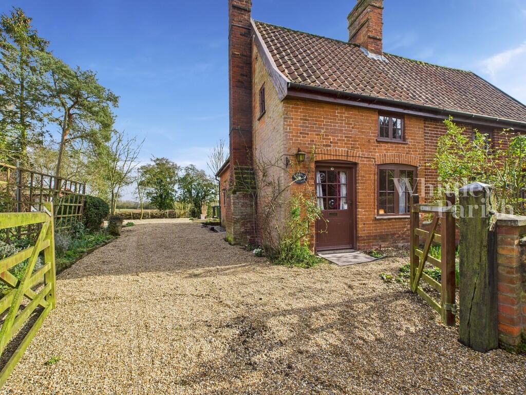 2 bed Semi Detached for rent in Gissing. From Whittley Parish - Diss