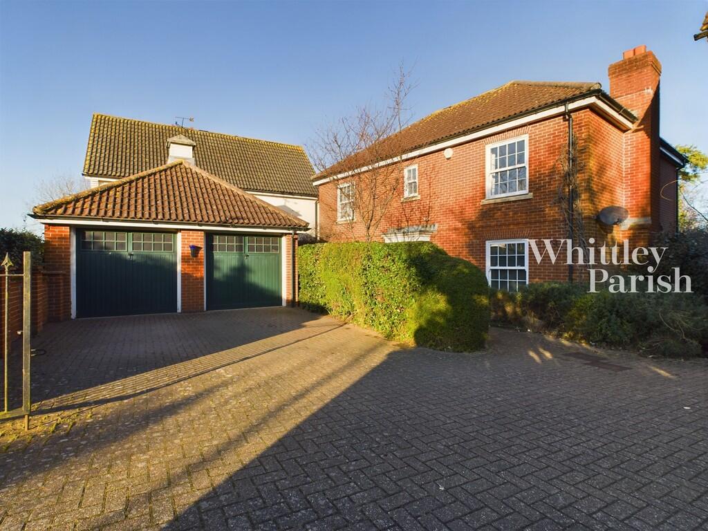 4 bed Detached for rent in Long Stratton. From Whittley Parish - Diss 4 bed Detached for rent in Long Stratton. From Whittley Parish - Diss