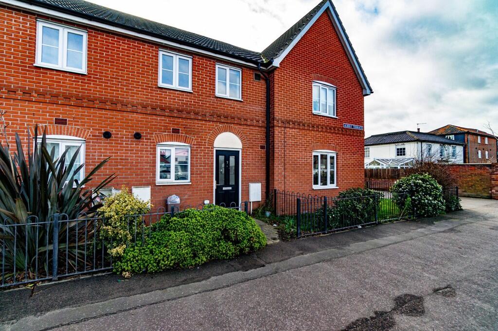 2 bed Mid Terraced House for rent in Diss. From Whittley Parish - Diss