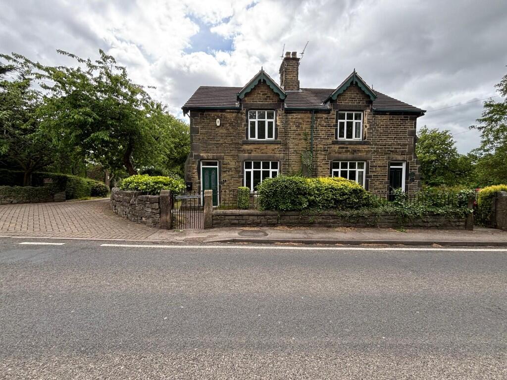 2 bed Cottage for rent in Holymoorside. From Wilkins Hammond - Chesterfield