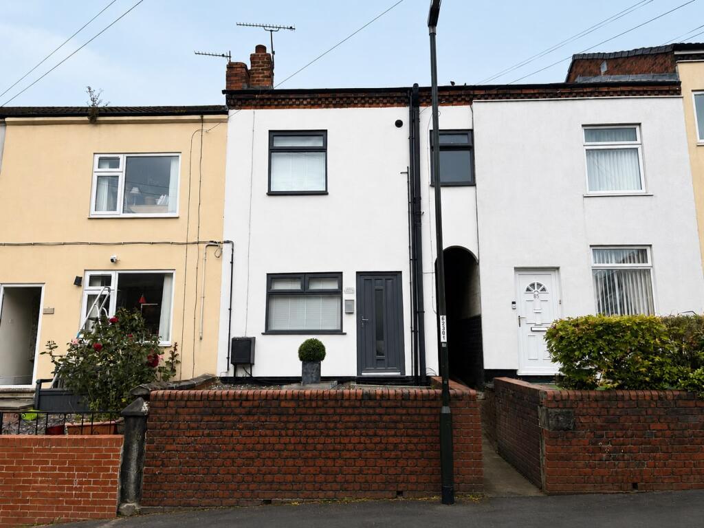 3 bed Mid Terraced House for rent in North Wingfield. From Wilkins Hammond - Chesterfield