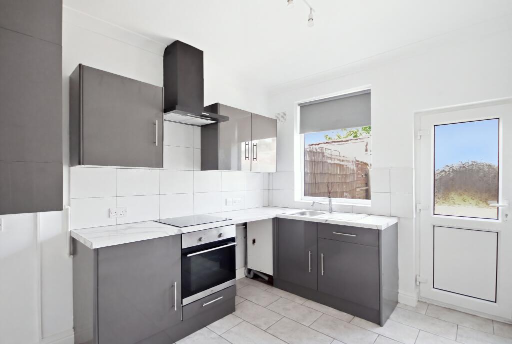 2 bed Semi Detached for rent in Chesterfield. From Wilkins Hammond - Chesterfield 2 bed Semi Detached for rent in Chesterfield. From Wilkins Hammond - Chesterfield