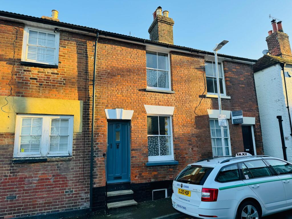 2 bed Mid Terraced House for rent in Faversham. From William Property Management Ltd - Faversham