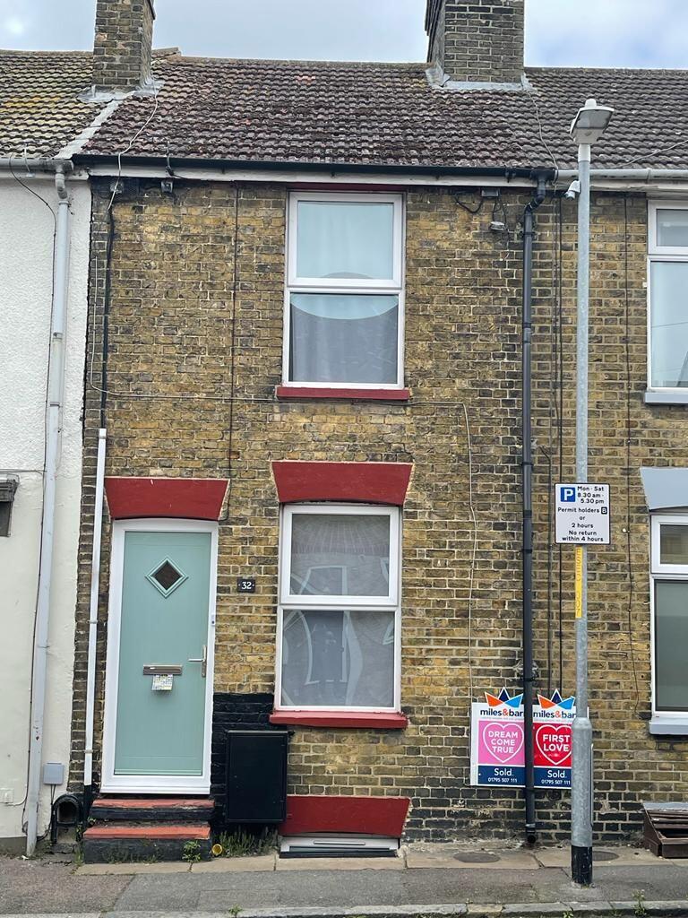 2 bed Mid Terraced House for rent in Faversham. From William Property Management Ltd - Faversham 2 bed Mid Terraced House for rent in Faversham. From William Property Management Ltd - Faversham