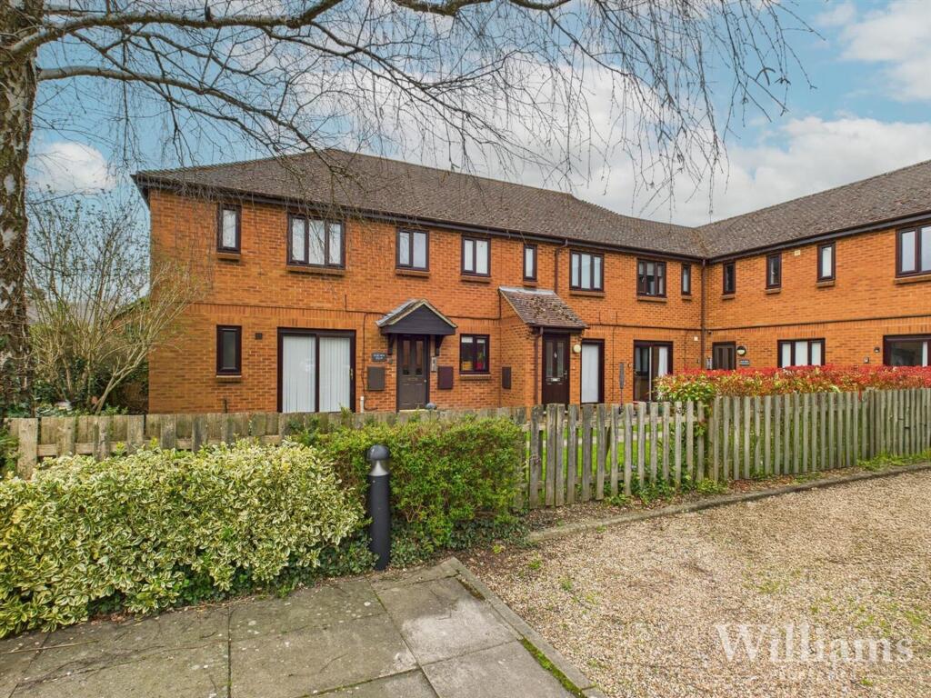 2 bed Apartment for rent in Stoke Mandeville. From Williams Estate Agents - Aylesbury