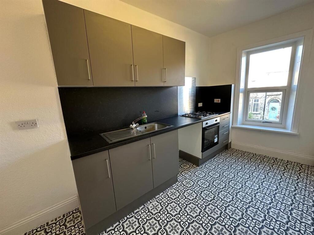2 bed Apartment for rent in Silsden. From Wilman & Lodge - Cross Hills