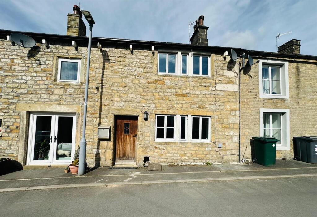 2 bed Cottage for rent in Silsden. From Wilman & Lodge - Cross Hills 2 bed Cottage for rent in Silsden. From Wilman & Lodge - Cross Hills