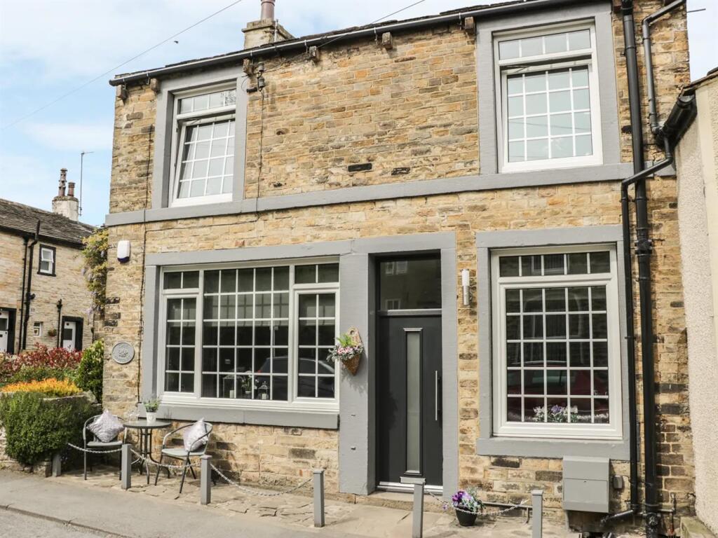 2 bed Cottage for rent in Cononley. From Wilman & Lodge - Cross Hills 2 bed Cottage for rent in Cononley. From Wilman & Lodge - Cross Hills