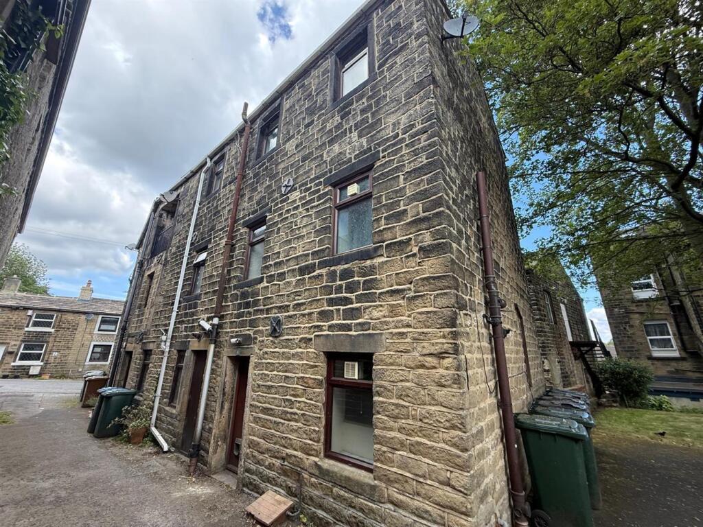 2 bed Cottage for rent in Steeton. From Wilman & Lodge - Cross Hills