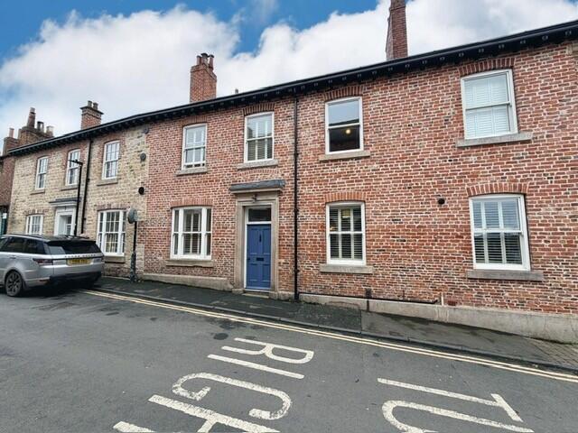 3 bed Mid Terraced House for rent in Knaresborough. From Windsor Court Properties - Knaresborough