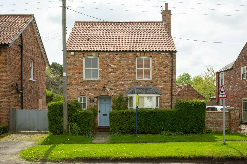 4 bed Detached for rent in Sutton-on-the-Forest. From Windsor Court Properties - Knaresborough