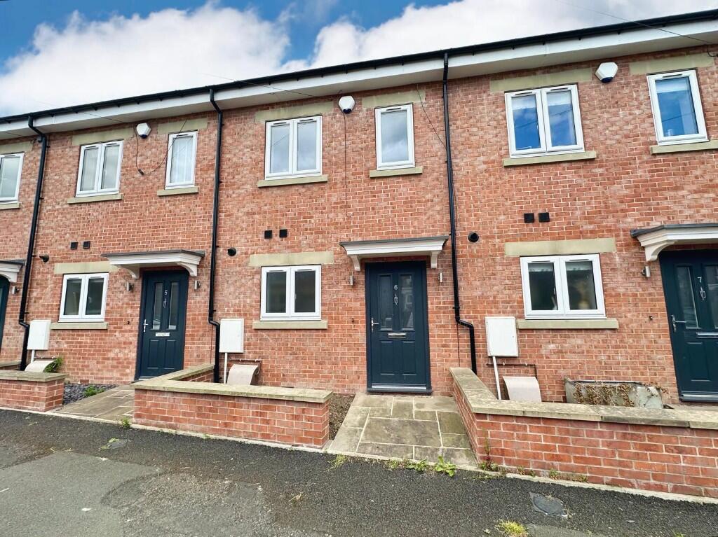 3 bed Mid Terraced House for rent in Northallerton. From Windsor Court Properties - Knaresborough