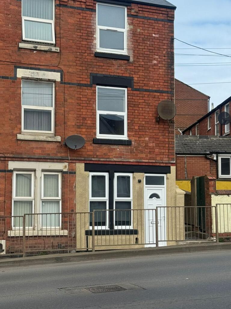 3 bed Mid Terraced House for rent in Nottingham. From Wise Properties Sales and Lettings Ltd - Nottingham