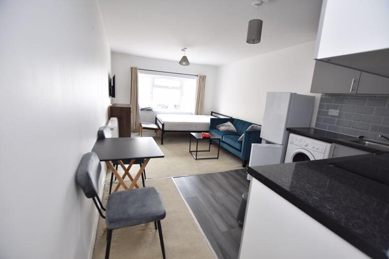 4 bed Studio for rent in Nottingham. From Wise Properties Sales and Lettings Ltd - Nottingham