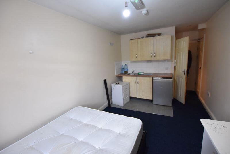 4 bed 1st Floor Flat for rent in Nottingham. From Wise Properties Sales and Lettings Ltd - Nottingham
