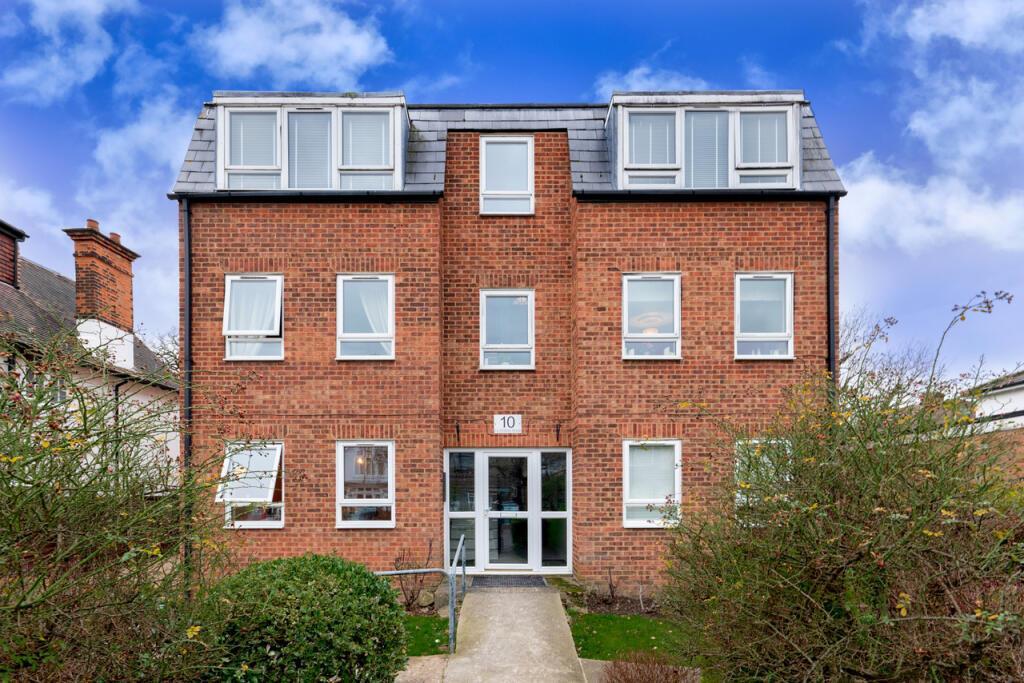 2 bed Detached for rent in London. From WJ Meade - Highams Park & Chingford 2 bed Detached for rent in London. From WJ Meade - Highams Park & Chingford