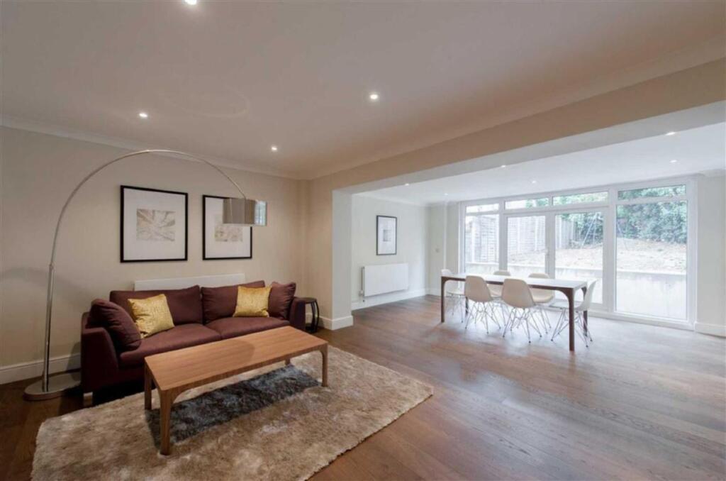 4 bed Mid Terraced House for rent in London. From Hanover - St John's Wood